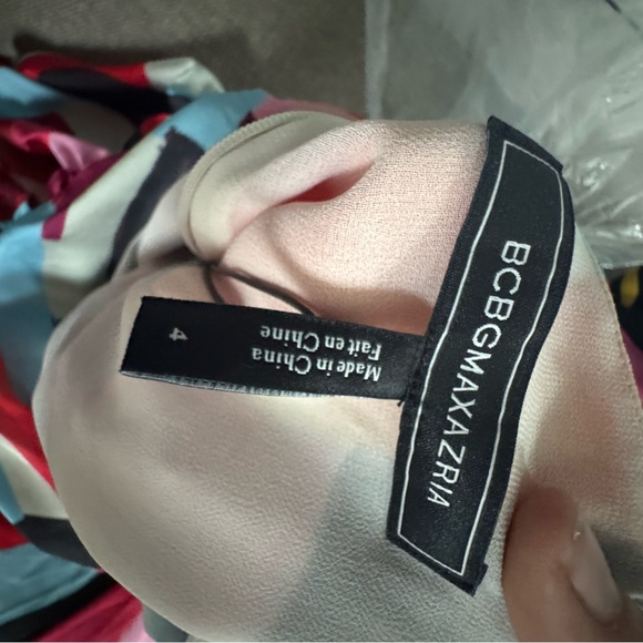 NWT BCBGMaxAzria Multicolor Abstract Maxi Dress - size 4 - Picture 5 of 7